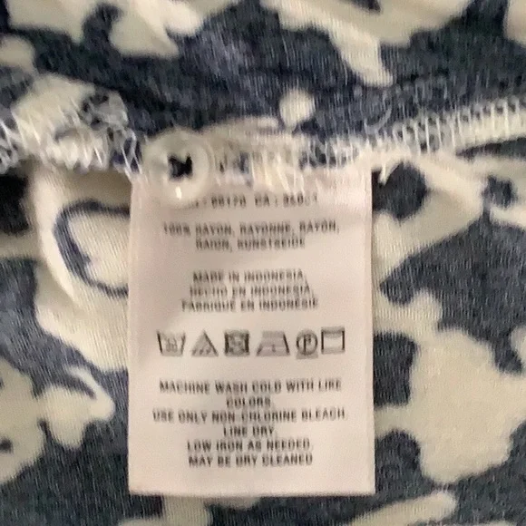 ANTHROPOLOGIE- Vanessa Virginia Top - Picture 10 of 10